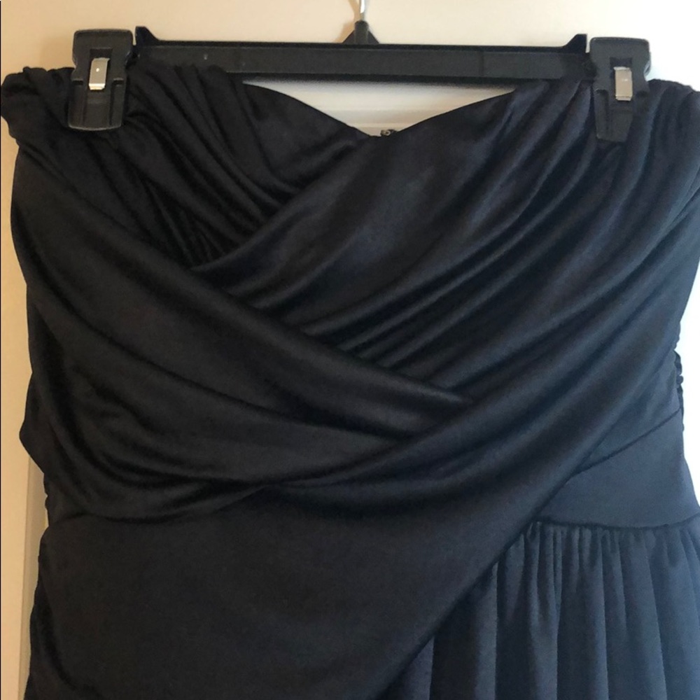 Express Strapless LBD - Picture 2 of 3